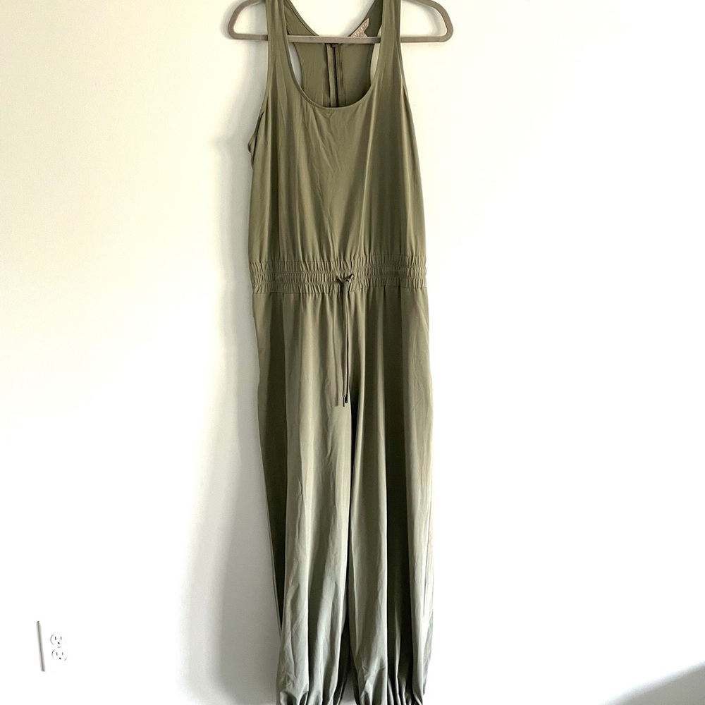 Athleta Olive Green Jumpsuit size 8